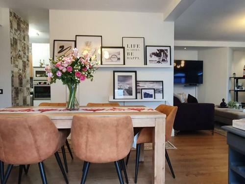 Luxury Apartment In Umhlanga Rocks