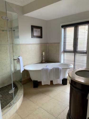 Hostal Valdior Guest House