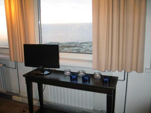 Hotel Kylm�pihlaja Lighthouse