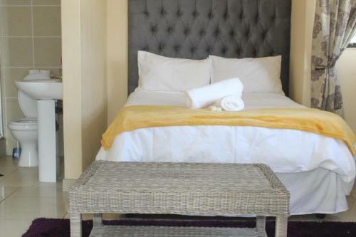 Hostal Isilosamanzi Guest House