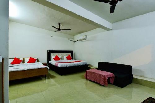 Hotel Oyo 29791 Dholra Resort