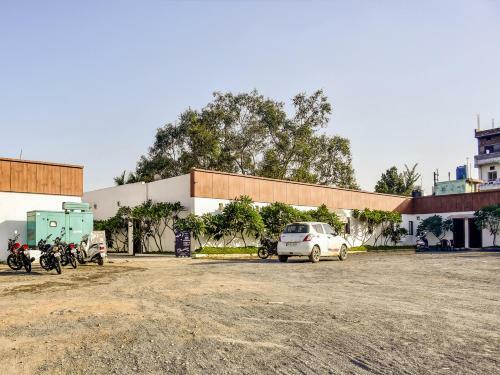 Oyo 78471 Hotel Platinum