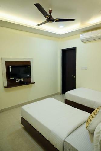 Hotel Golden Bliss