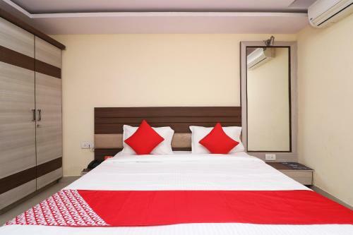 Oyo 22538 Hotel Palak