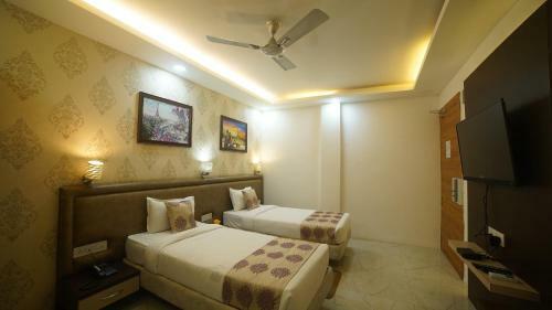 Hotel The Sheesham Tree, Bhopal