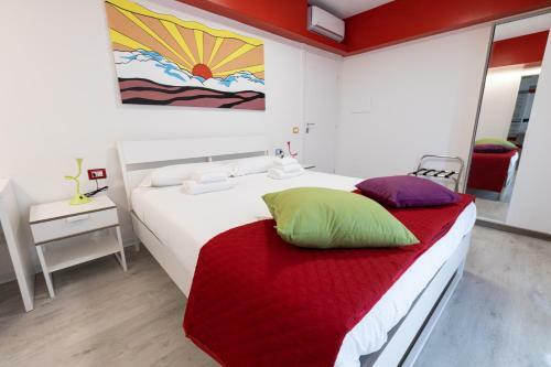 Hostal Valmontone Travel Rooms