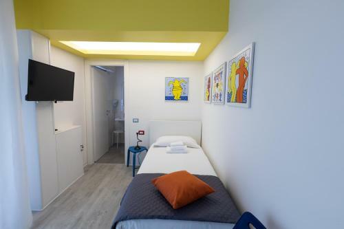 Hostal Valmontone Travel Rooms