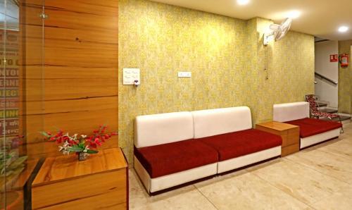 Hotel Treebo Trend Raj Residency Mp Nagar Zone 1