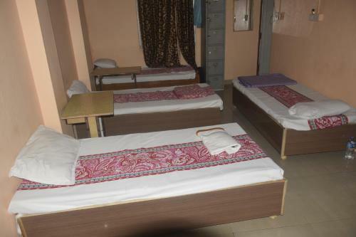 Hotel Thakur Ji