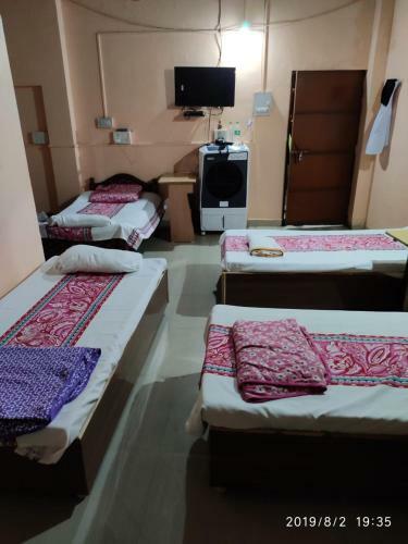 Hotel Thakur Ji