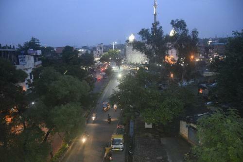 Hotel Thakur Ji