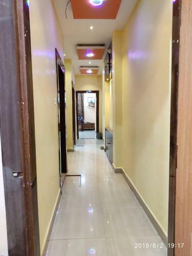 Hotel Thakur Ji