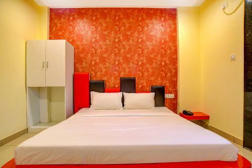 Fabhotel Rajat Crown