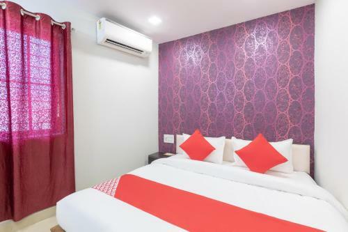 Oyo 30721 Hotel Wow