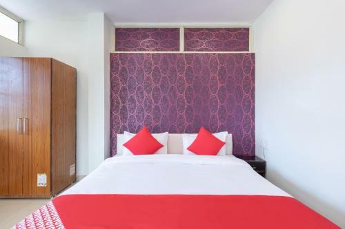 Oyo 30721 Hotel Wow
