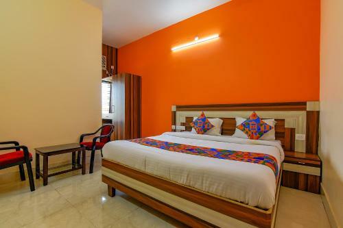 Fabhotel Ug Mansion