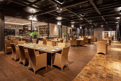Hotel Vivanta Bhubaneswar Dn Square