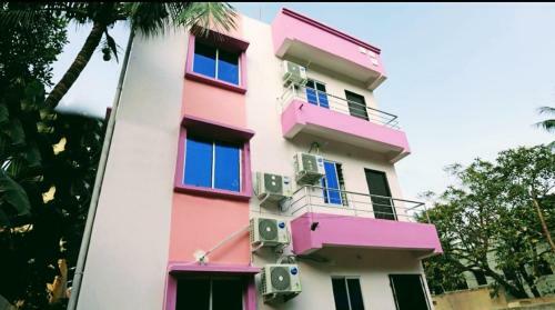 Bed & Breakfast Oyo 13527 Usha Residency