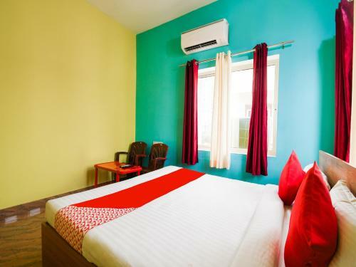 Hotel Oyo 78996 Morya Classic 3