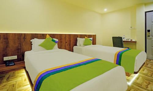 Treebo Trend Hotel Golden Nest Mastercanteen