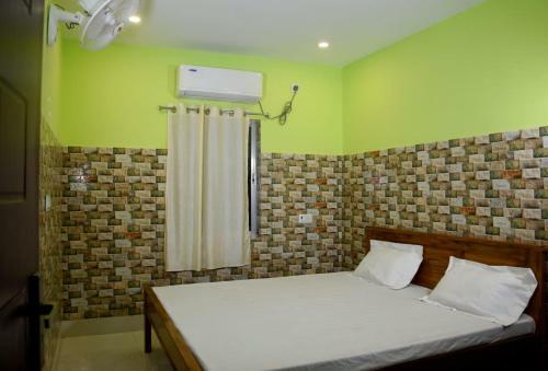 Hotel Resort Neel Nirjan