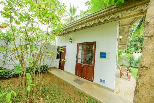 Villa Lotus