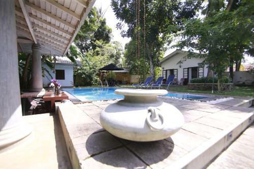 Villa Lotus