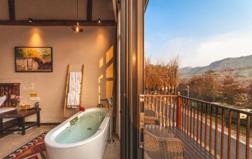Hostal Mohe Hostel
