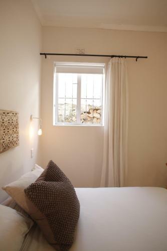 Hostal Moy Guesthouse