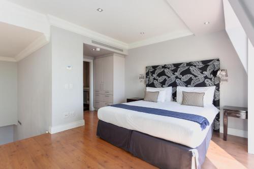 Apartamentos Cape Royale | Whosting