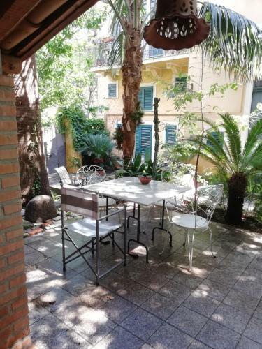 Villino With Garden