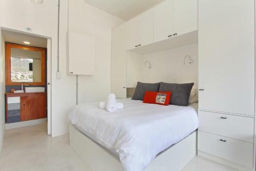 Harbour View Apartments