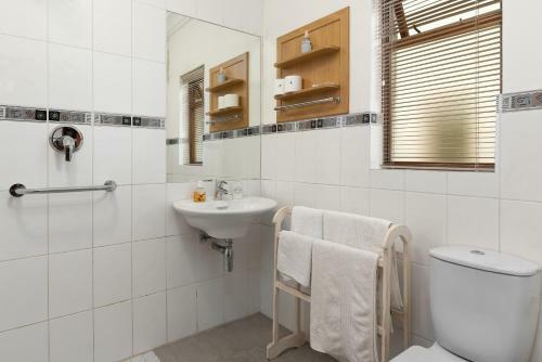 Hostal Thomson's Accommodation