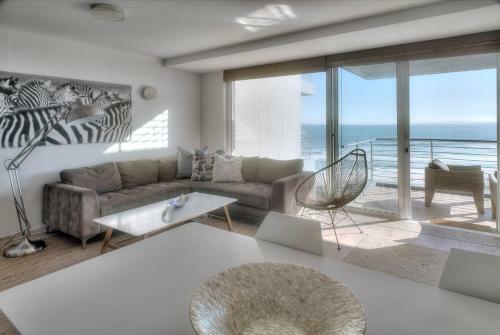Horizon Bay 603 Beachfront Selfcatering Apartment
