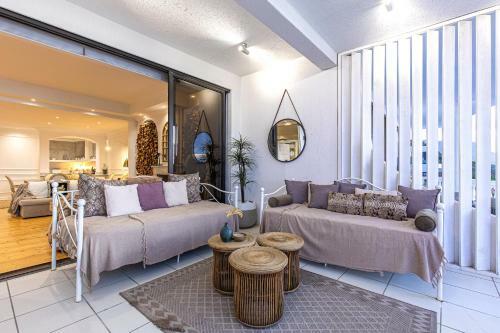 Clifton Yolo Spaces - Clifton Beachfront Apartments