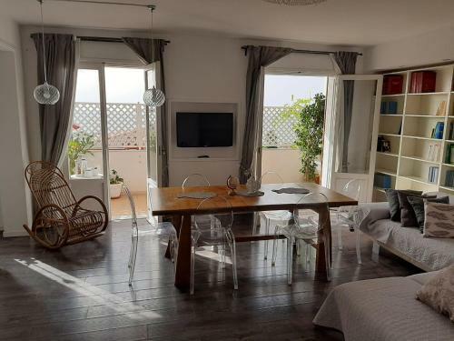 Miguel Apartment