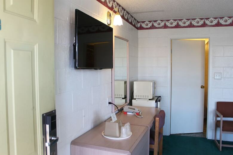 Century 21 Motel