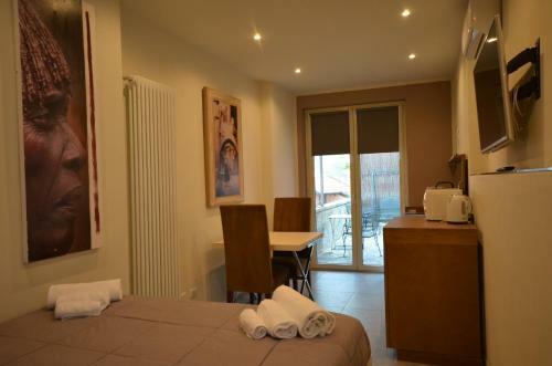 Varennahouse Aston Apt