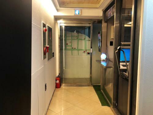 Hostal Apollo Guesthouse