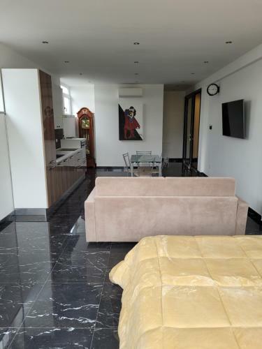 Apartamento Black&white Rooms