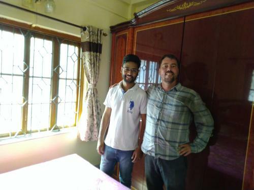 Apartamento Spacious Apt With Antique Furniture ,ac & Kitchen