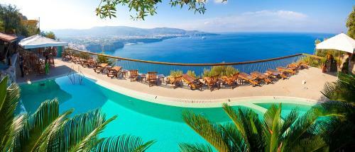 Hotel Mega Mare
