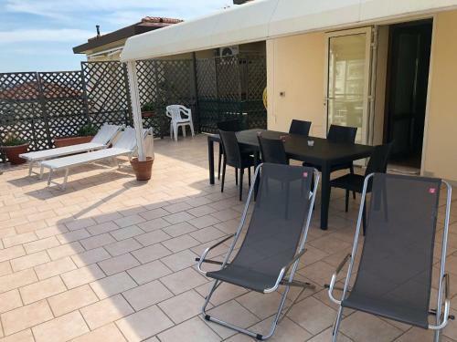Apartamento Attico Sulla Spiaggia