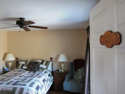 Twin Pines Bed And Breakfast