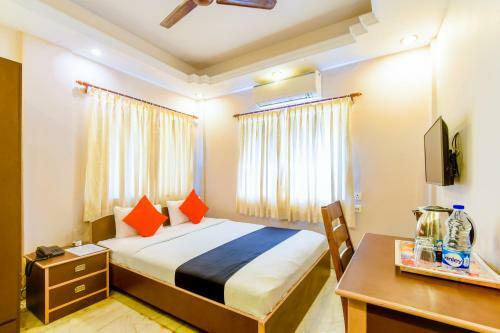 Hostal B S Guest House