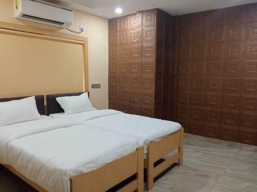 Soukyam Hotel