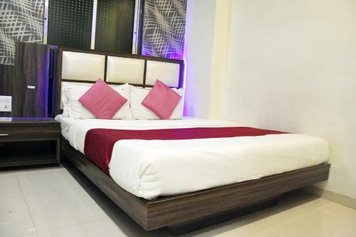 Hotel Sanjary Palace