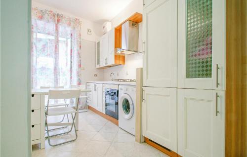 Nice Home In Vieste With 2 Bedrooms