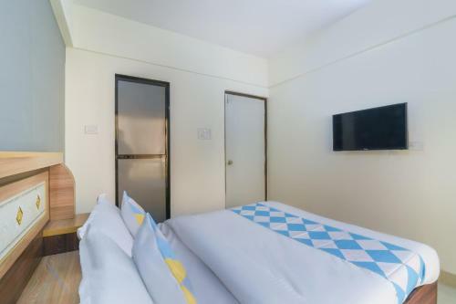 Hostal Oyo Home 65363 Cozy Stay Ulwe