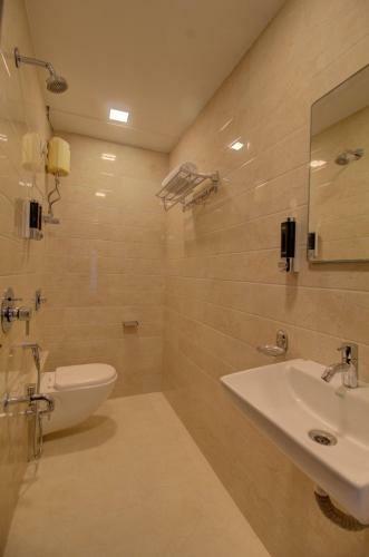 Hotel Silverkey Executive Stays 42970 Park Villa Comforts